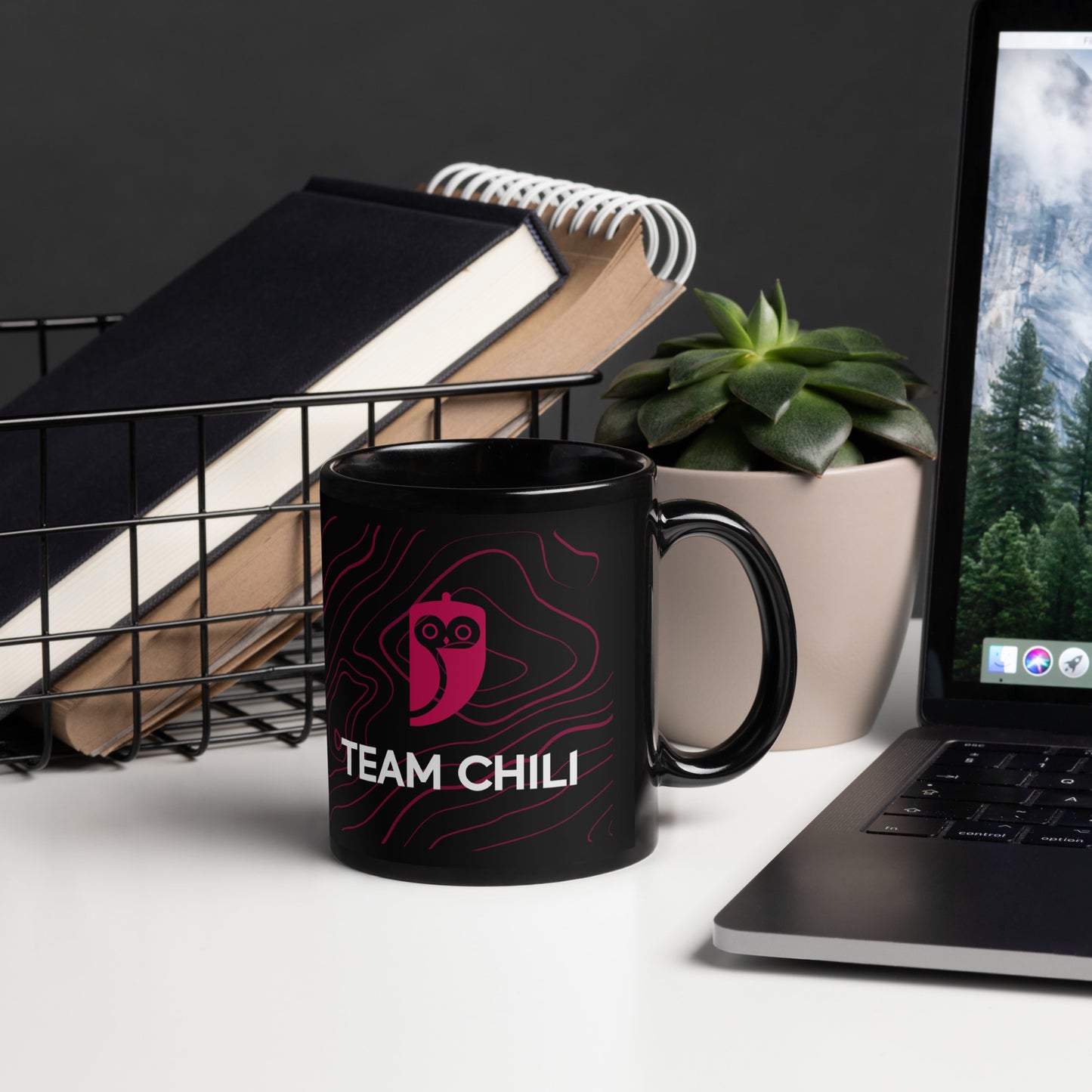 Team Chili Dark Glossy Mug